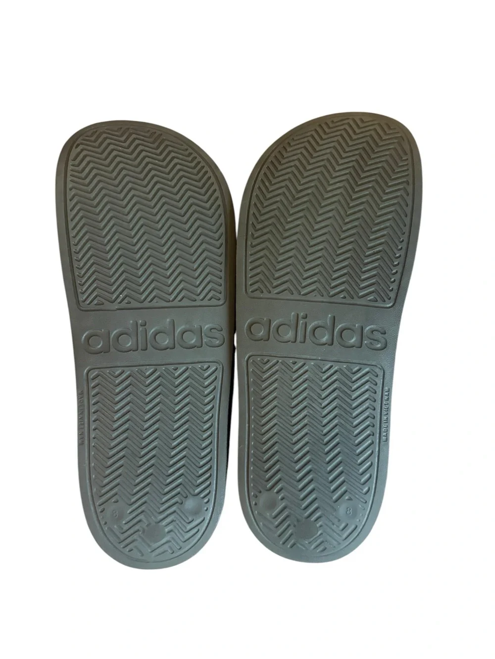 Adidas GZ5922 Adilette Shower Slide Sandals Mens Size 8 Black White